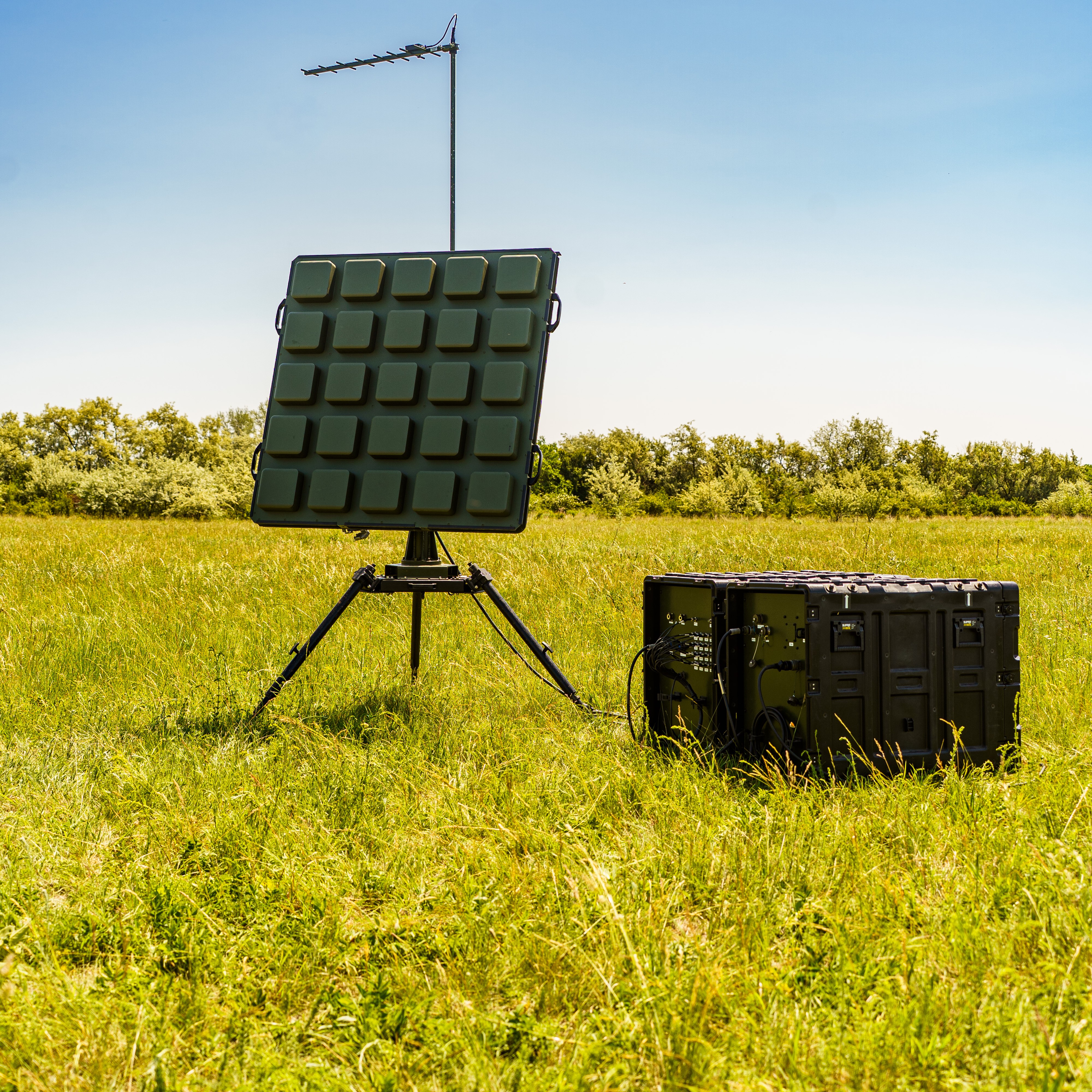 Hungarian Defence Company Secures Major Contract with…